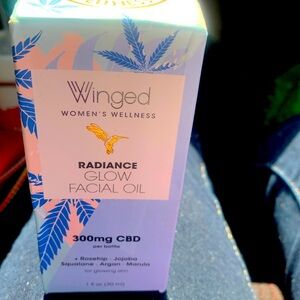 Winged Radiance Glow Facial Oil